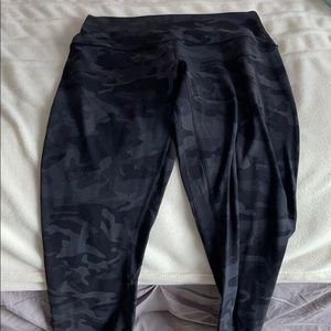 Lululemon camo align leggings 28”